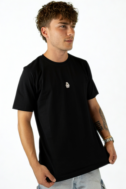 CAMISETA BÁSICA NEGRA